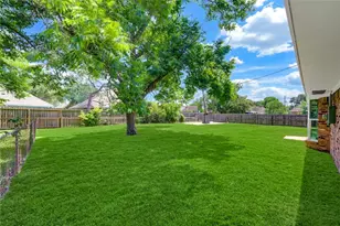 13227 James Ln, Stafford, TX 77477 - Photo 46