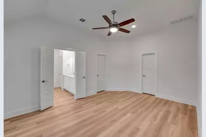 136 Wasatch Peaks Way, Willis, TX 77378 - Photo 6