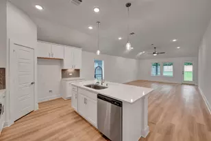 136 Wasatch Peaks Wy, Willis, TX 77378 - Photo 4