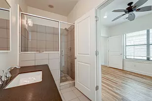 2516 Bevis St, Houston, TX 77008 - Photo 26