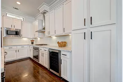 2516 Bevis Street, Houston, TX 77008 - Photo 8