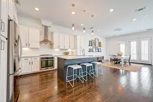 2516 Bevis St, Houston, TX 77008 - Photo 1