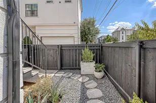2516 Bevis St, Houston, TX 77008 - Photo 36
