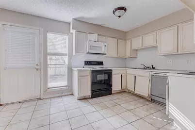 7941 Kendalia Drive, Houston, TX 77036 - Photo 6