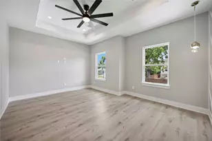 8816 Scott St, Houston, TX 77051 - Photo 10