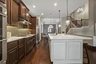 75 W Sawyer Ridge Dr, The Woodlands, TX 77389 - Photo 10