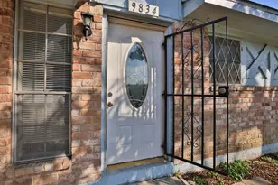 9834 Denning Dr, Houston, TX 77078 - Photo 4