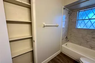 9834 Denning Dr, Houston, TX 77078 - Photo 12