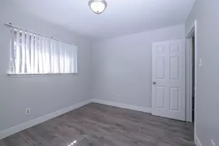 9834 Denning Dr, Houston, TX 77078 - Photo 22