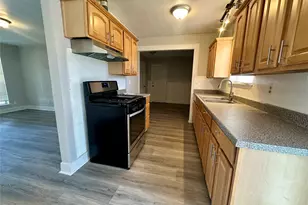 9834 Denning Dr, Houston, TX 77078 - Photo 8