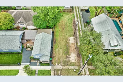 238 W 16th Street, Houston, TX 77008 - Photo 2