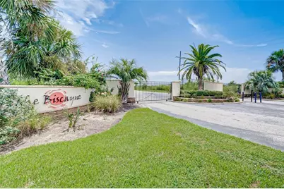 3817 Biscayne Beach Road, Port Bolivar, TX 77650 - Photo 2