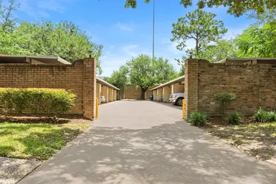 12907 Trail Hollow Drive #2907, Houston, TX 77079 - Photo 46