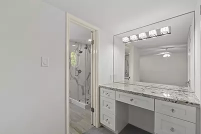 12907 Trail Hollow Drive #2907, Houston, TX 77079 - Photo 28