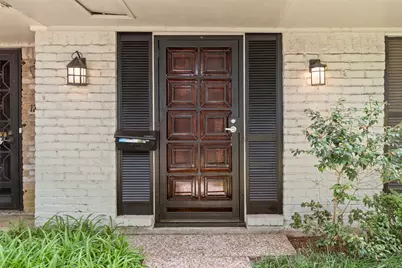 12907 Trail Hollow Drive #2907, Houston, TX 77079 - Photo 6