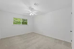 12907 Trail Hollow Dr, Houston, TX 77079 - Photo 36