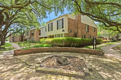 12907 Trail Hollow Drive #2907, Houston, TX 77079 - Photo 4
