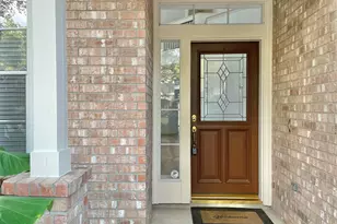 11 Dalea Pl, The Woodlands, TX 77382 - Photo 2