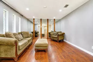 1907 Round Spring Dr, Houston, TX 77339 - Photo 6