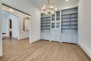 3302 Elmridge St, Houston, TX 77025 - Photo 8