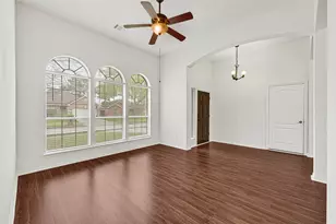 22127 Nobles Crossing Dr, Spring, TX 77373 - Photo 8