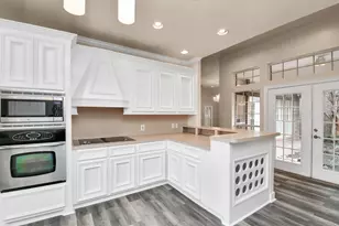 4727 Cashel Castle Dr, Houston, TX 77069 - Photo 16