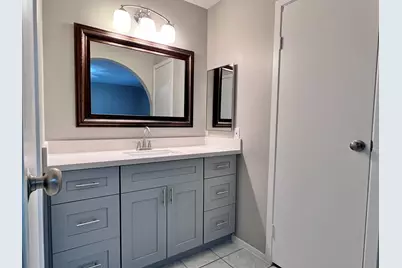 2107 W Lacey Oak Circle, The Woodlands, TX 77380 - Photo 26