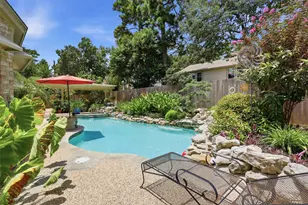 9414 Windrush Dr, Spring, TX 77379 - Photo 2