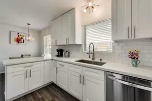 5118 Sanford Rd, Houston, TX 77035 - Photo 8