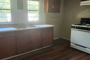 4827 Shreveport Blvd, Houston, TX 77028 - Photo 2