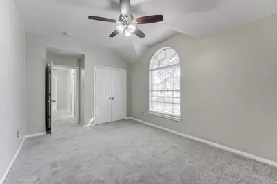 12415 Silversmine Drive, Houston, TX 77014 - Photo 36