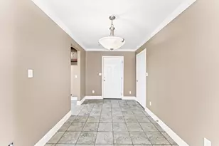 5646 Belmark St, Houston, TX 77033 - Photo 8