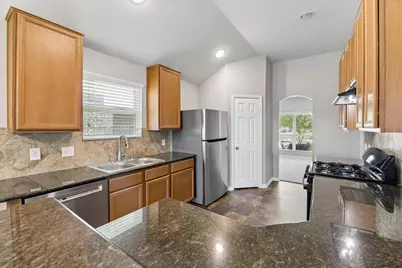 9966 Chimney Swift Lane, Conroe, TX 77385 - Photo 10
