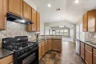9966 Chimney Swift Ln, Conroe, TX 77385 - Photo 8