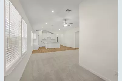 3126 Emerald Hills Drive, Angleton, TX 77515 - Photo 10