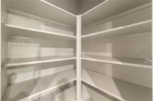 9515 Summer Laurel Ln, Houston, TX 77088 - Photo 12