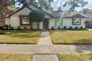 1119 Cottage Oak Ln, Houston, TX 77091 - Photo 1