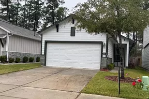 156 Camelot Pl Ct, Conroe, TX 77304 - Photo 2
