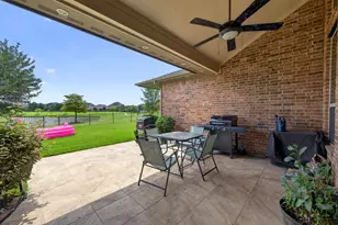9110 Hollowcreek Pt Ln, Cypress, TX 77433 - Photo 32
