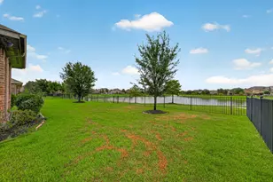 9110 Hollowcreek Pt Ln, Cypress, TX 77433 - Photo 30