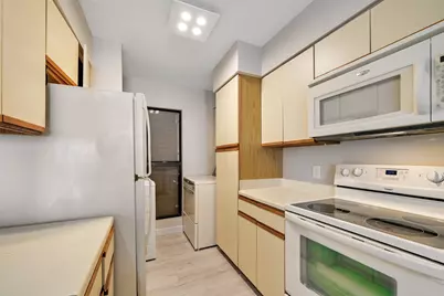 7700 Seawall Boulevard #512, Galveston, TX 77551 - Photo 22