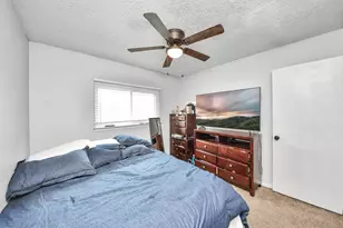 12010 Longbrook Dr, Houston, TX 77099 - Photo 32