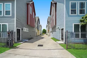 724 Link Rd, Houston, TX 77009 - Photo 2
