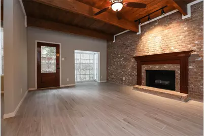 5370 Brownway Street #D33, Houston, TX 77056 - Photo 2