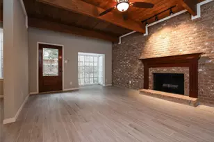 5370 Brownway St, Houston, TX 77056 - Photo 2