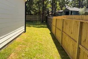 14209 Jamaica Cir, Willis, TX 77318 - Photo 12