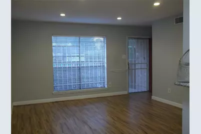 8801 Hammerly Boulevard #1606, Houston, TX 77080 - Photo 4