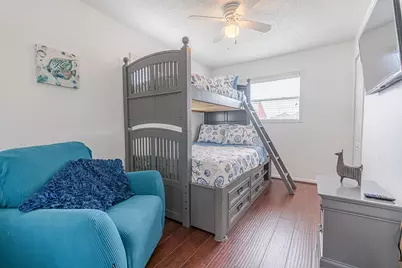 4007 Grayson Drive, Galveston, TX 77554 - Photo 12