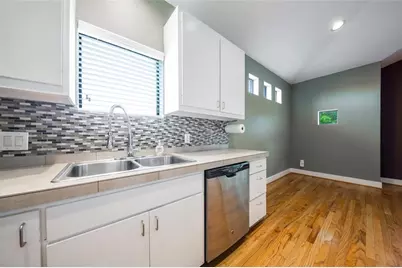 3027 Buttercup Street, Houston, TX 77063 - Photo 12