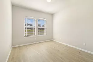 212 Forest Park Dr, West Columbia, TX 77486 - Photo 22